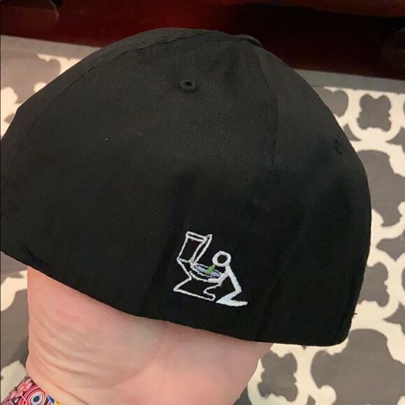 NIP Rowdy Ralphy Ball Cap w/ puking guy Black L-XL - Picture 5 of 7